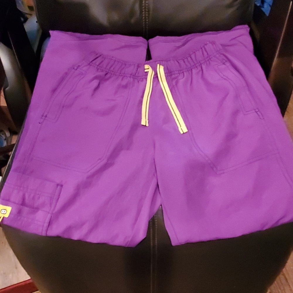 Scrub pant